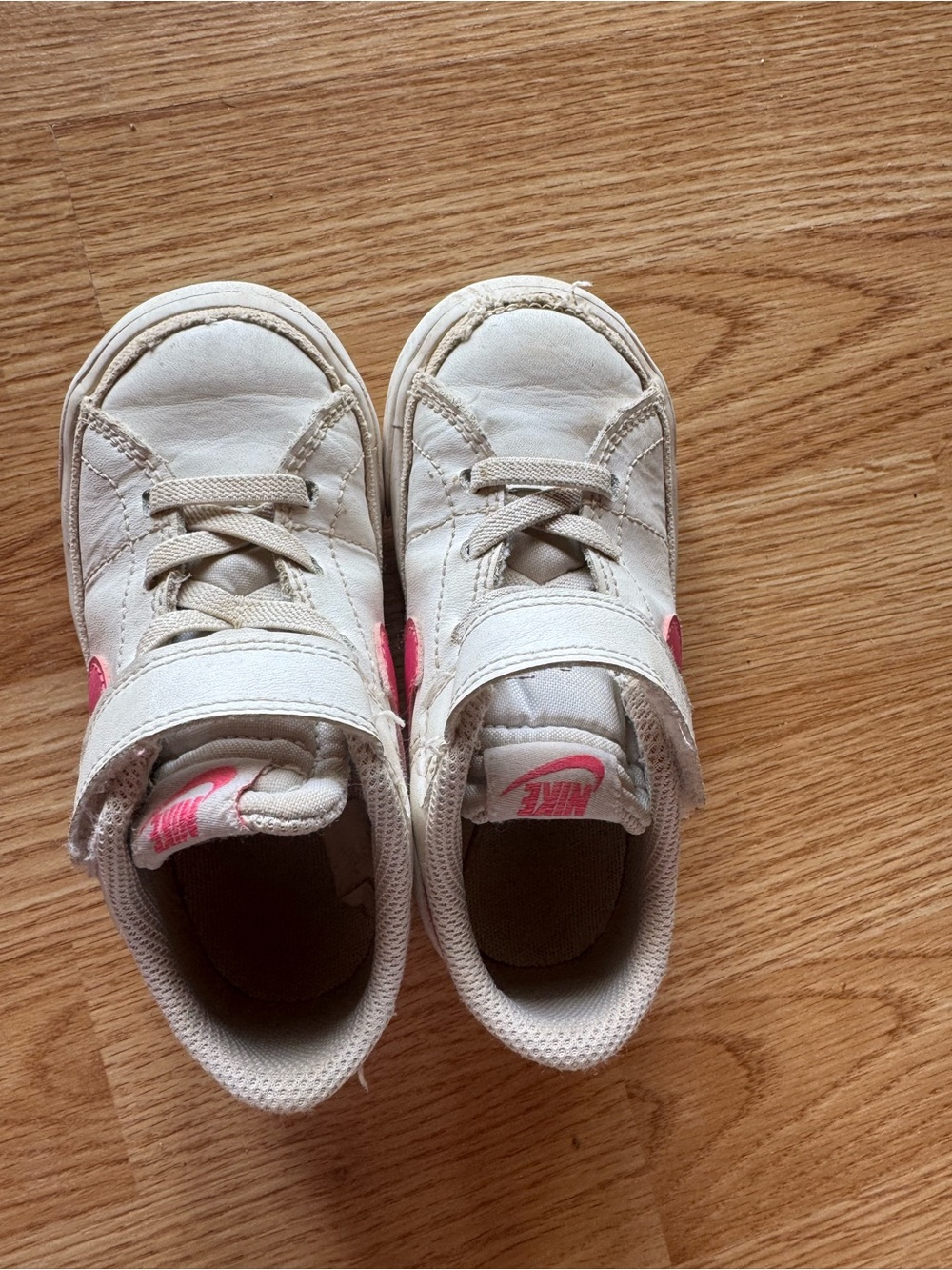 Nike Kids White and Pink Hook-and-Loop Sneakers